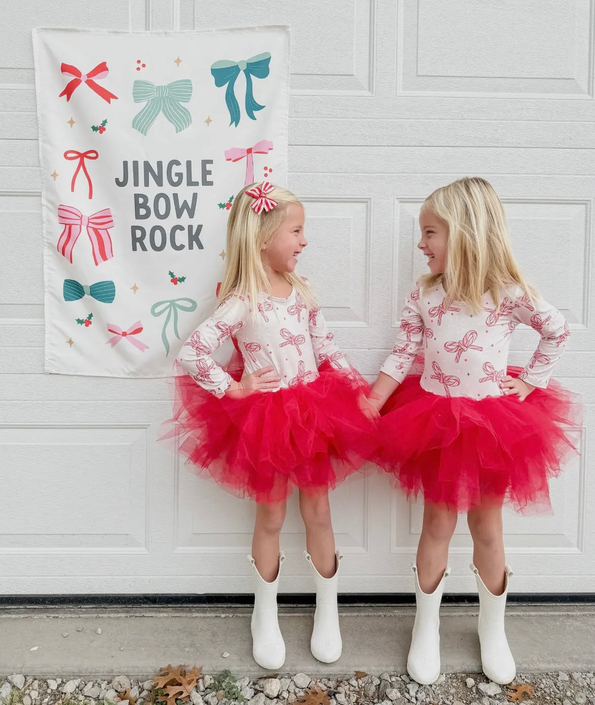 Jingle Bow Rock Sign