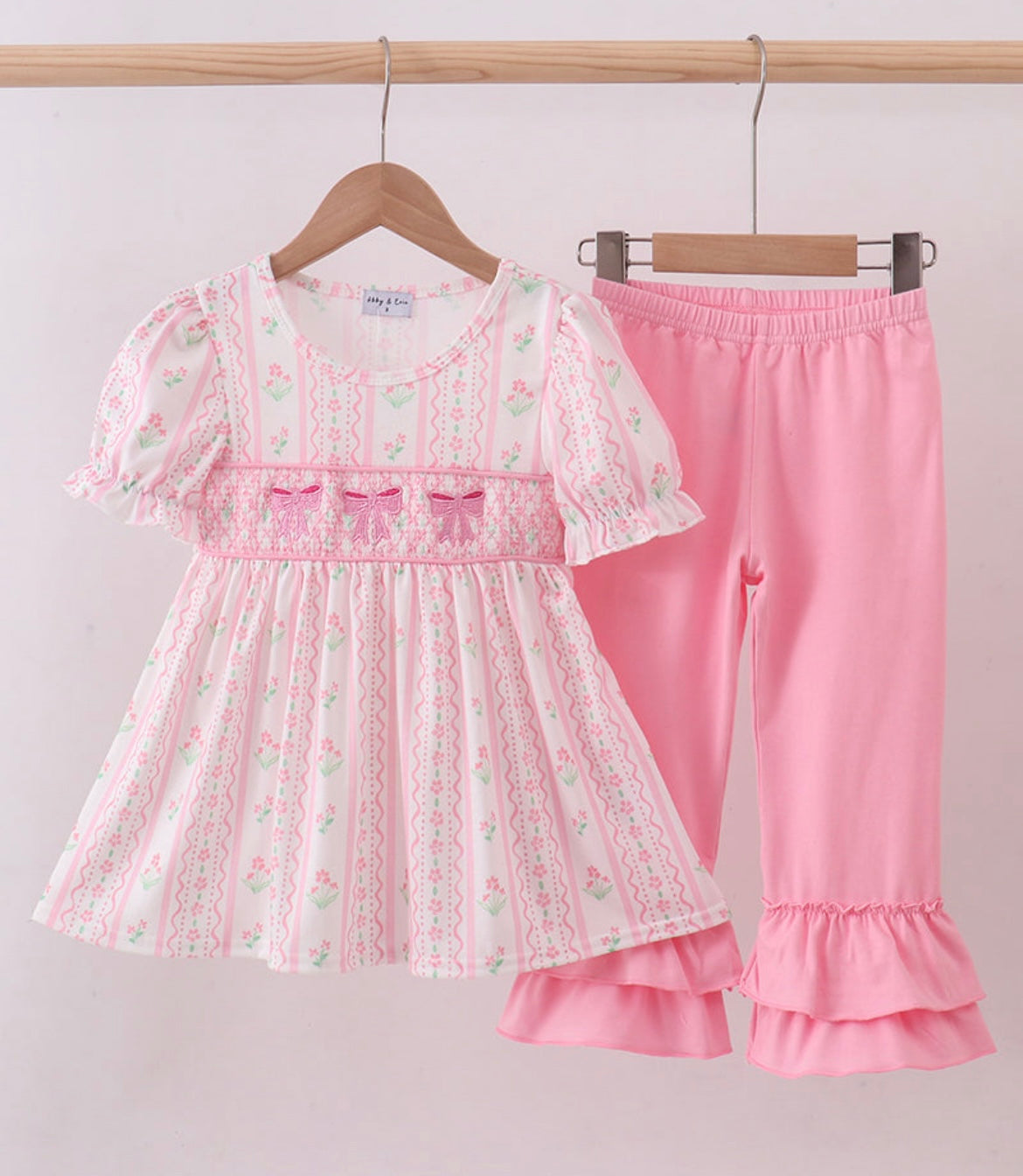 Pink Bow Embroidery Set