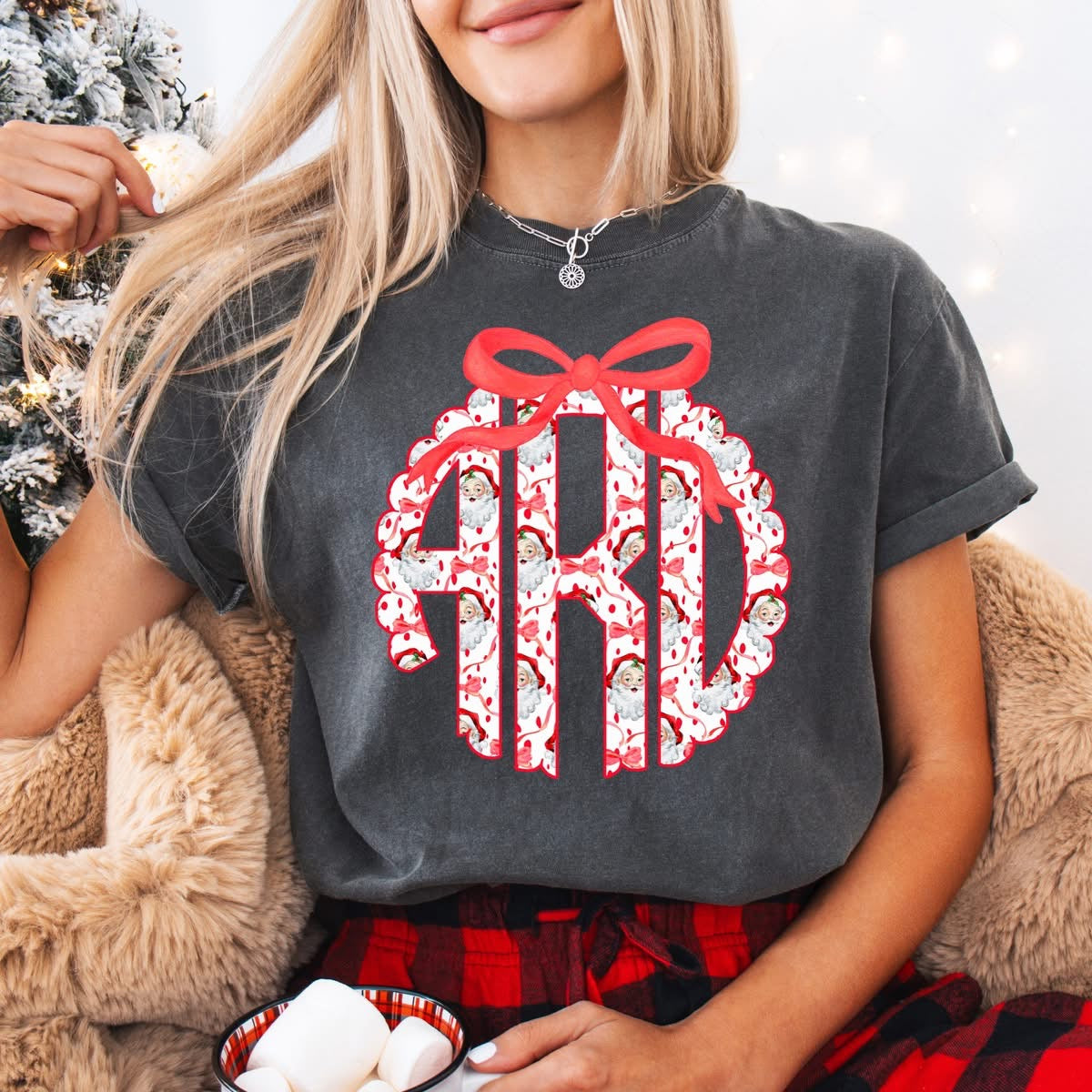 Mono Santa Tee - Gildan